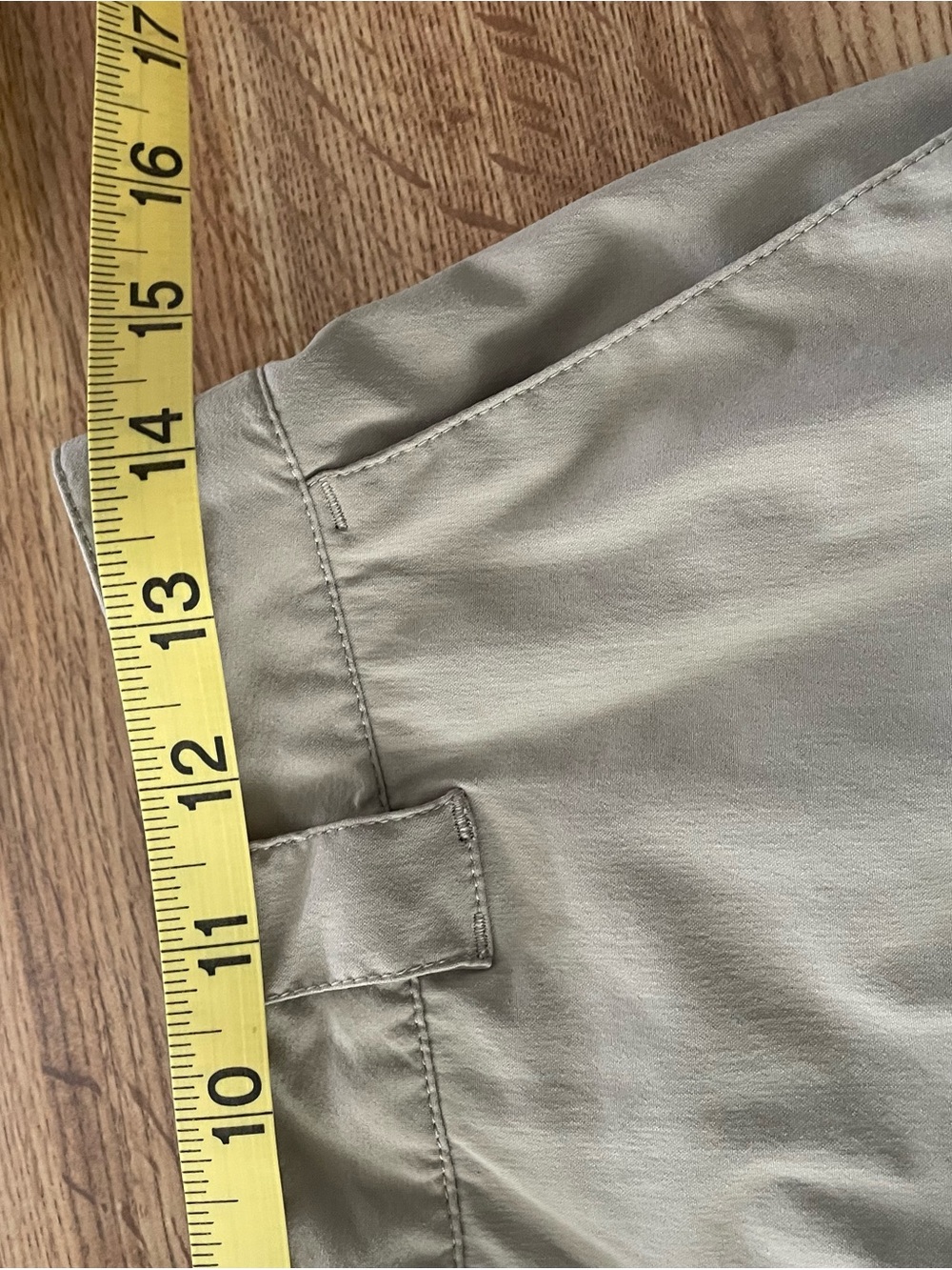 Exofficio High-Waist Women's Travel Shorts - Beige - Picture 8 of 8